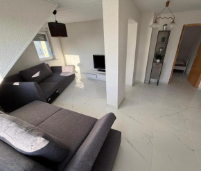 Benk 24H Apartment Nr 3 Perfekt für bis zu 6 Personen